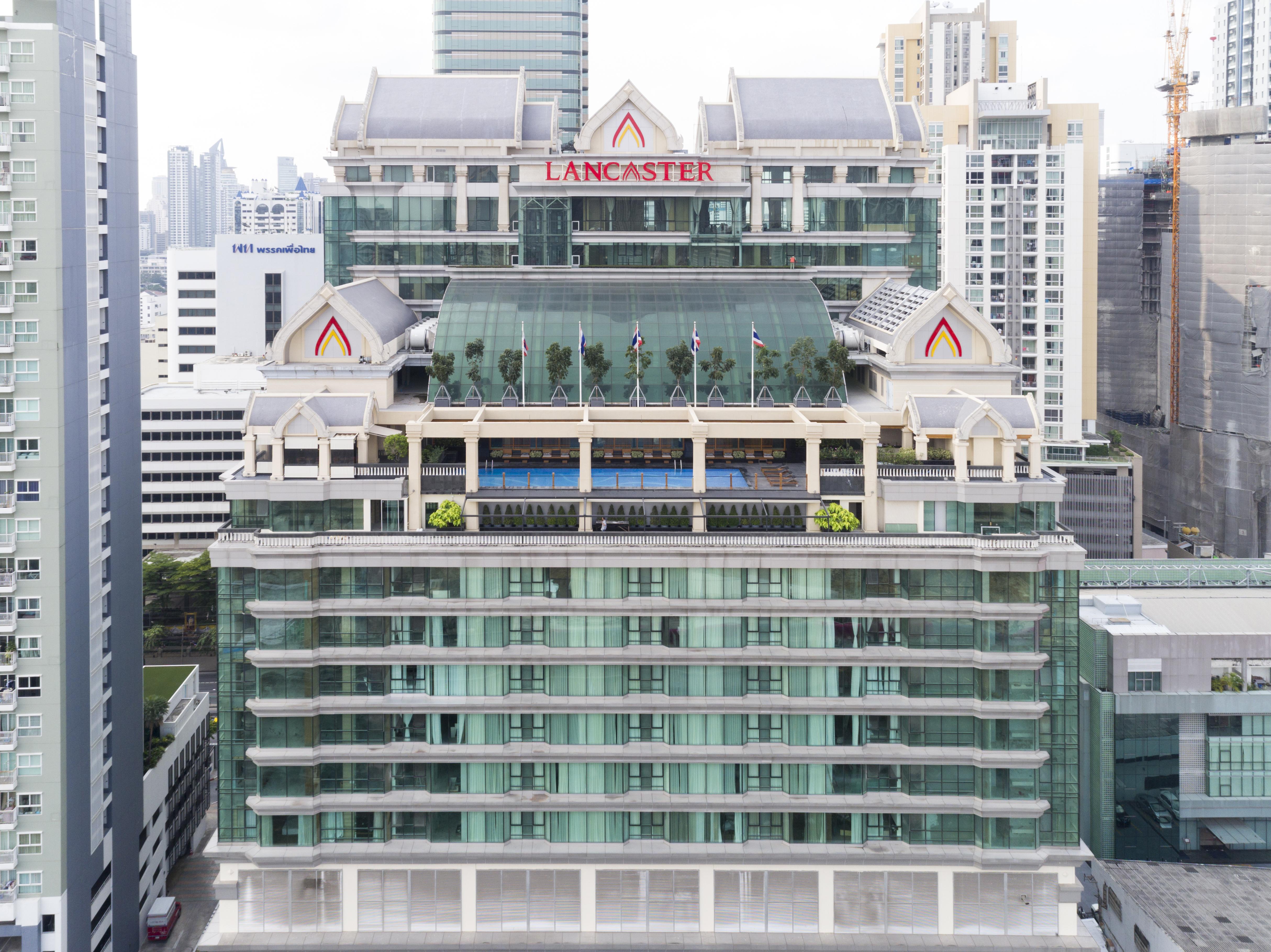 Lancaster Bangkok Hotell Exteriör bild